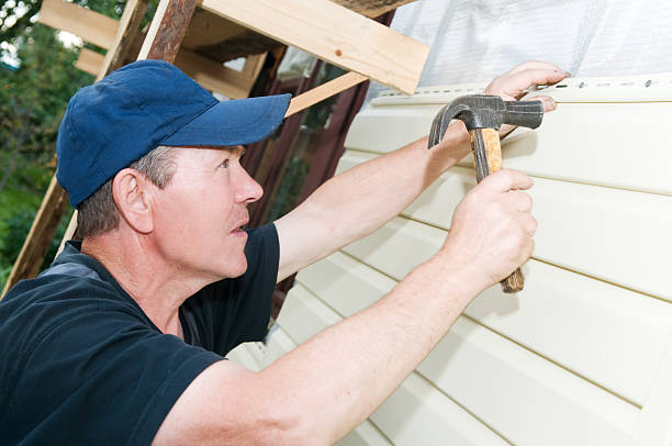Best Siding Removal and Disposal  in Isle Of Hope, GA